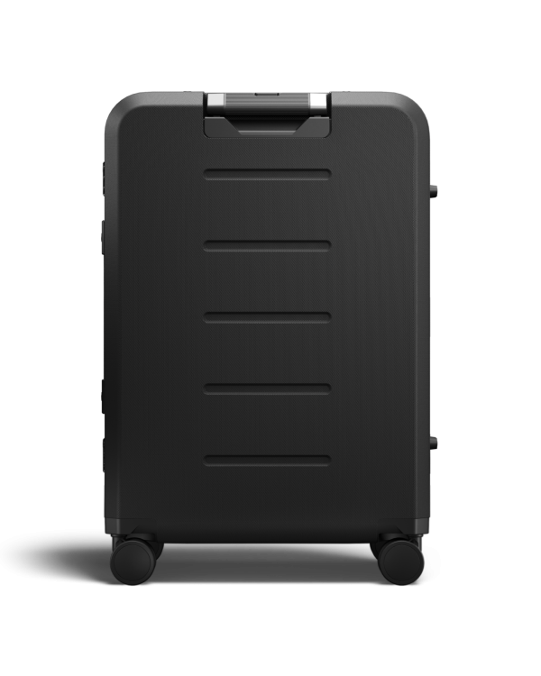 Ramverk Pro Check-in Luggage Medium Black Out Online Hot Sale