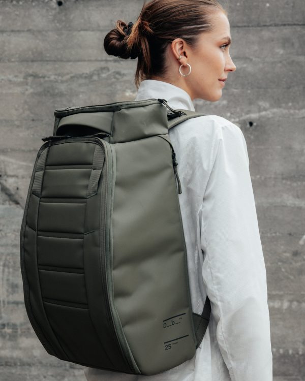 Hugger Backpack 25L Moss Green Online Hot Sale